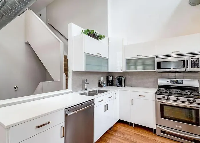Beautiful Unit Chi In Prime River North - Floor Apartamento Chicago