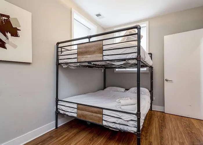Beautiful Unit Chi In Prime River North - Floor Chicago
